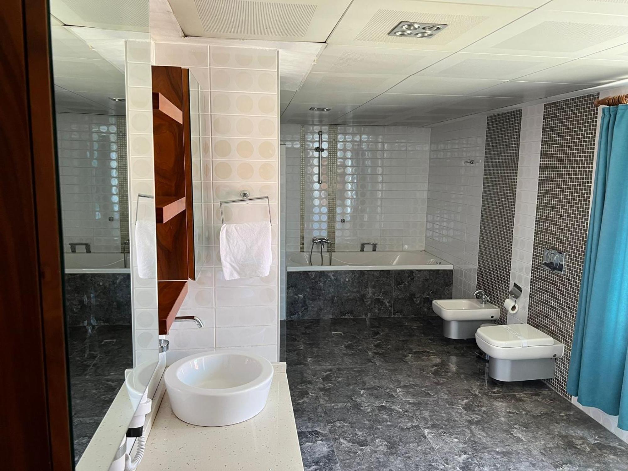 Ferah Suites Hotel トラブゾン エクステリア 写真